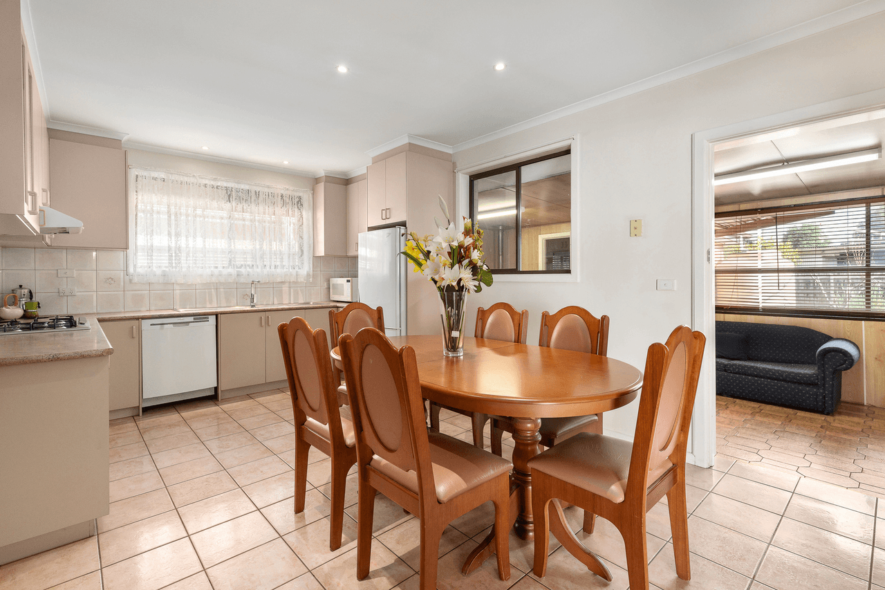 19 Oulton Street, Fawkner, VIC 3060