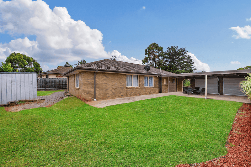 3 Ramona Place, Melton West, VIC 3337