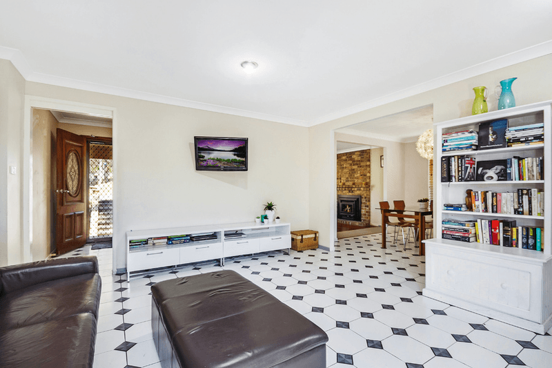 119 Regal Way, VALENTINE, NSW 2280