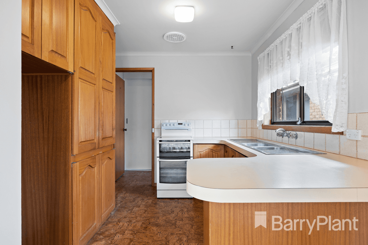 12 Heales Street, Mount Pleasant, VIC 3350