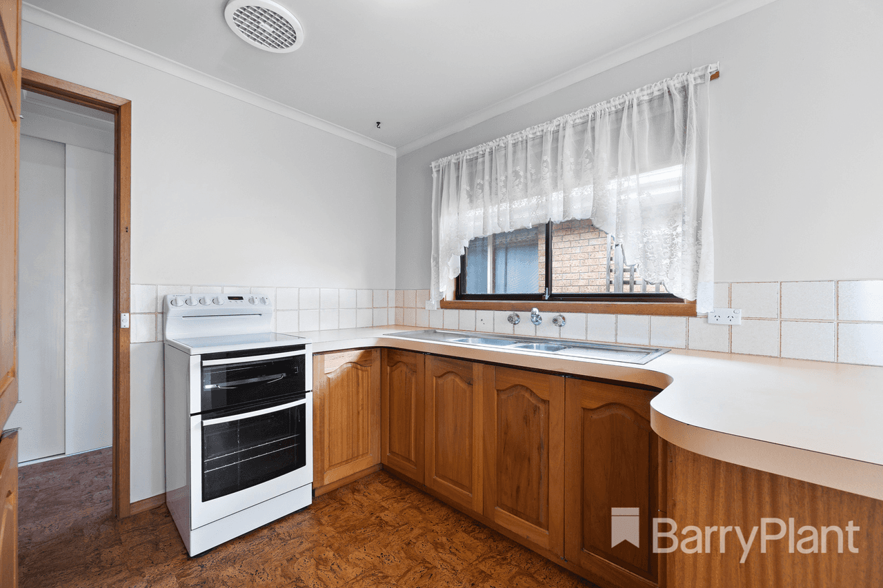 12 Heales Street, Mount Pleasant, VIC 3350