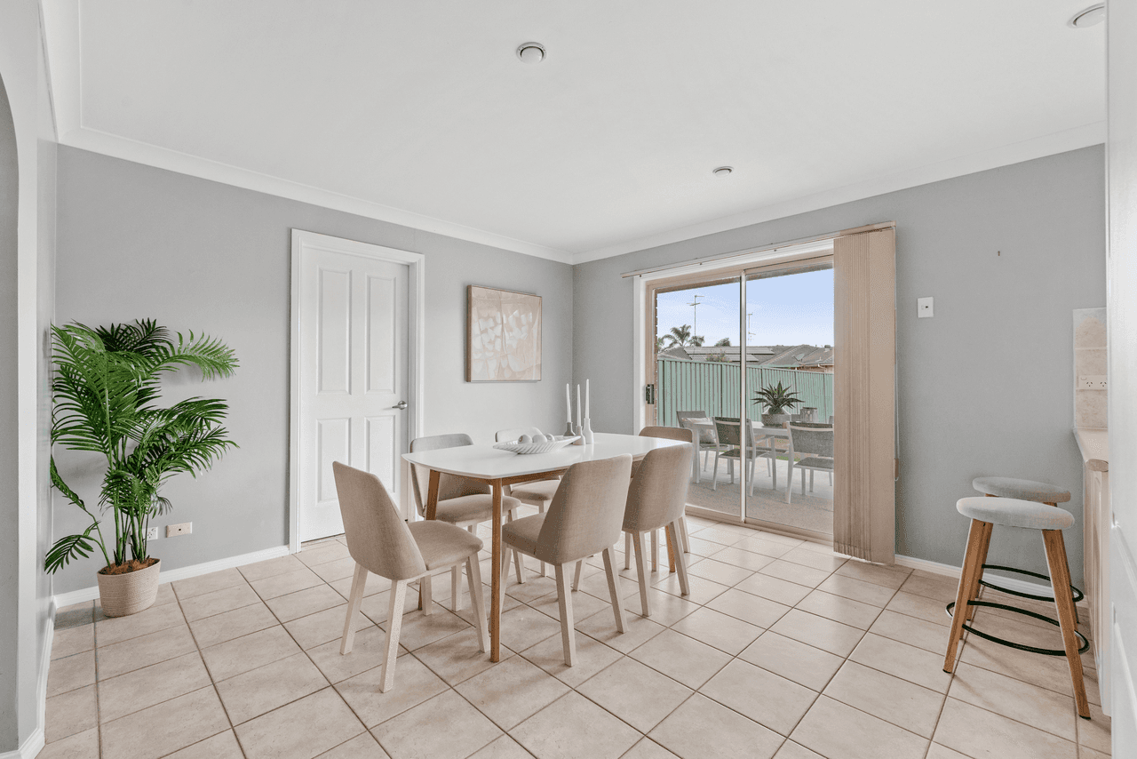 22A Womra Crescent, GLENMORE PARK, NSW 2745