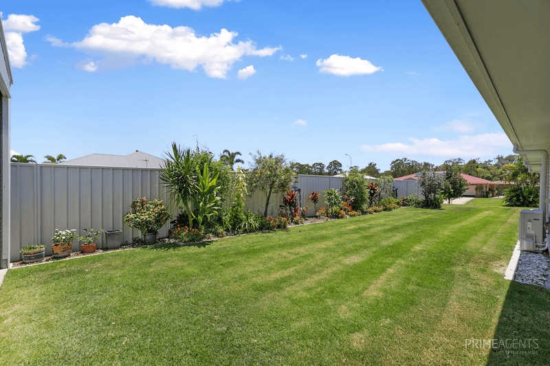 12 Lucas Drive, Burrum Heads, QLD 4659