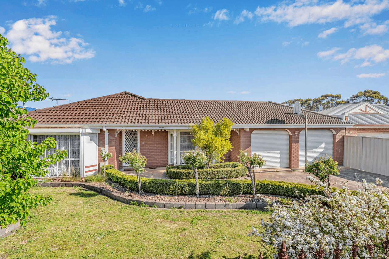 387 Centenary Avenue, Melton, VIC 3337