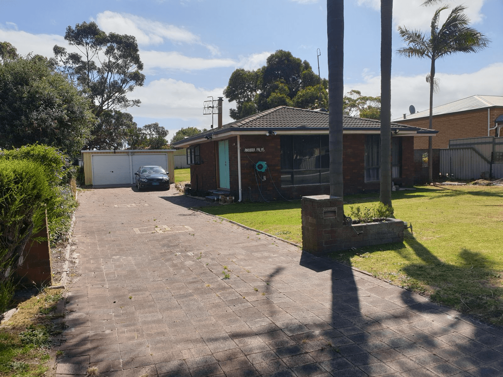 9 Andorra Road, Orana, WA 6330