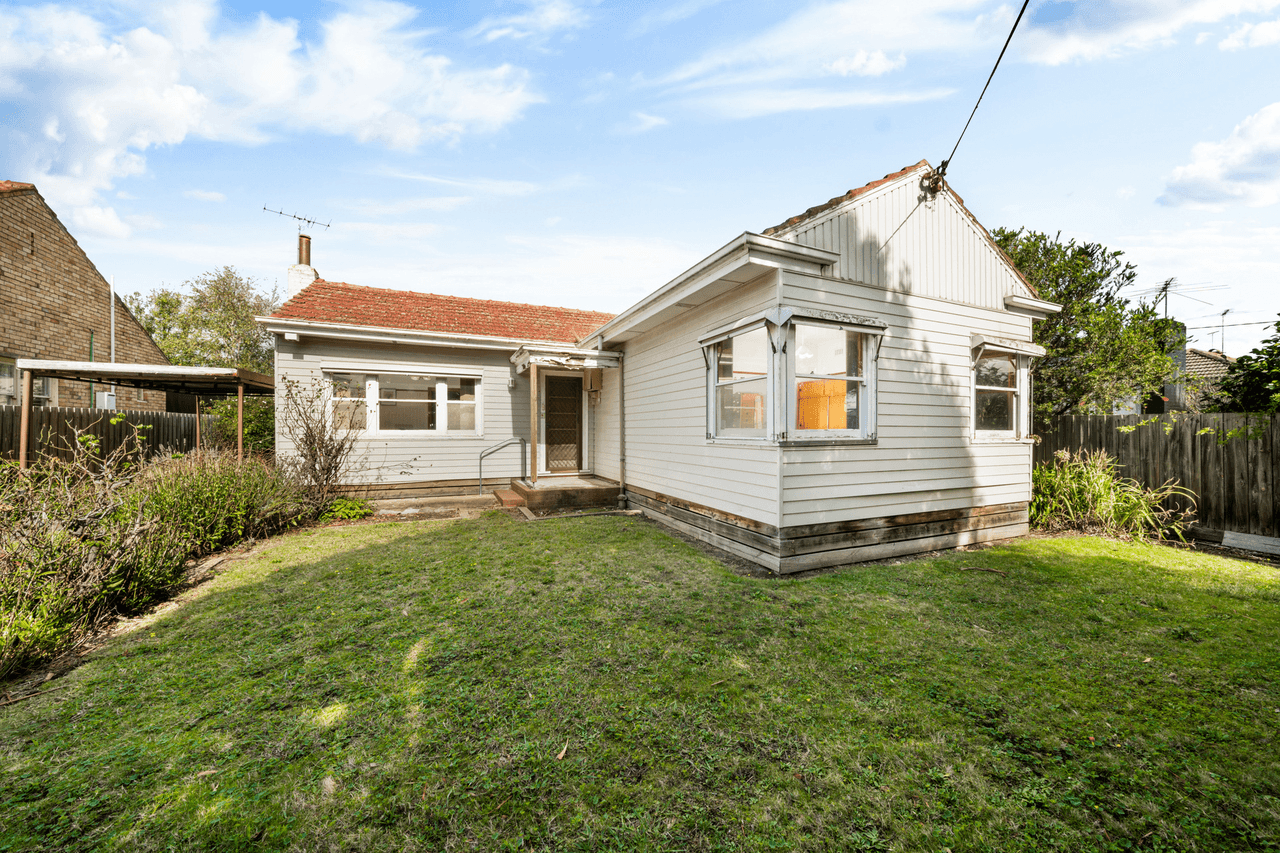 15 Turkeith Avenue, Herne Hill, VIC 3218