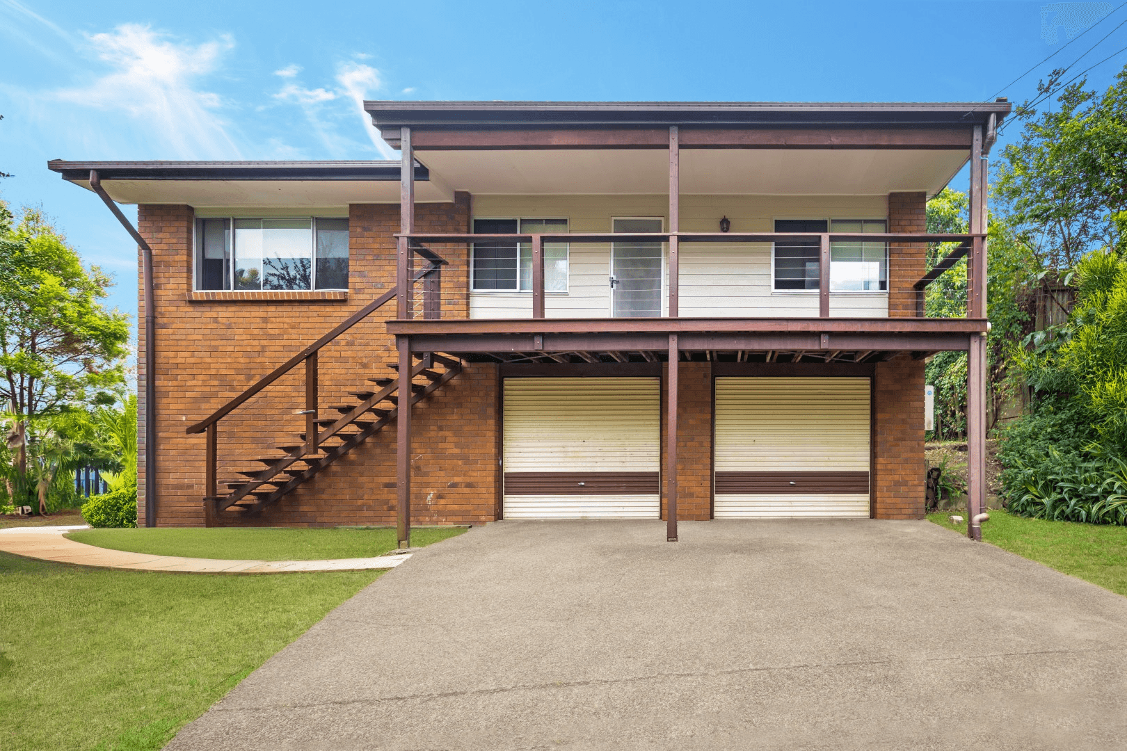 4 Gill Court, BUNDAMBA, QLD 4304