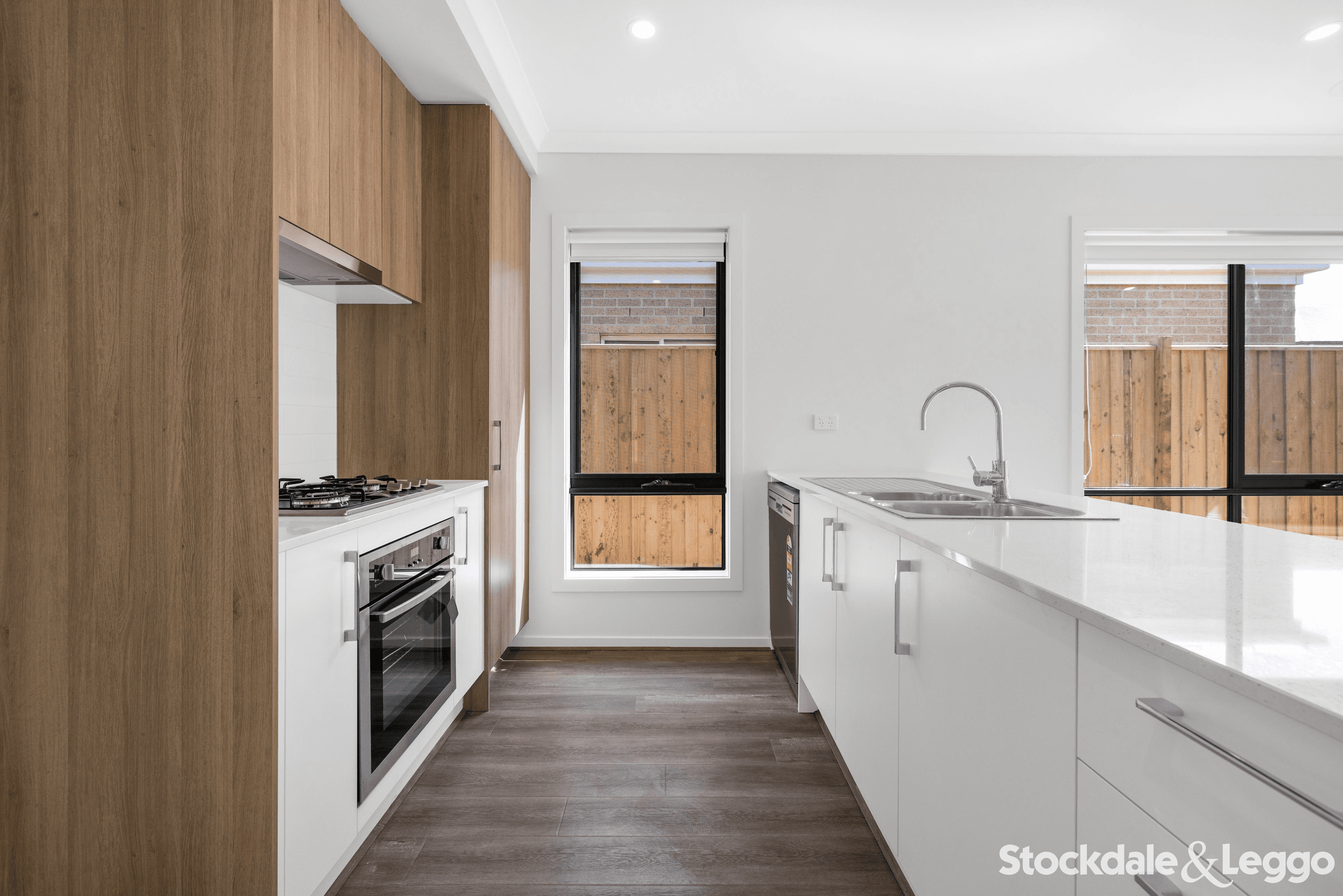 11 Aldgate Street, FRASER RISE, VIC 3336