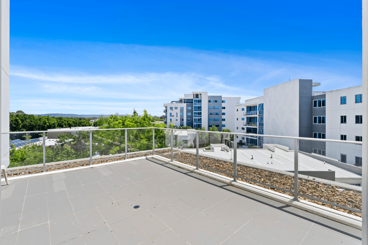 103/43 Harbour Town Drive, BIGGERA WATERS, QLD 4216