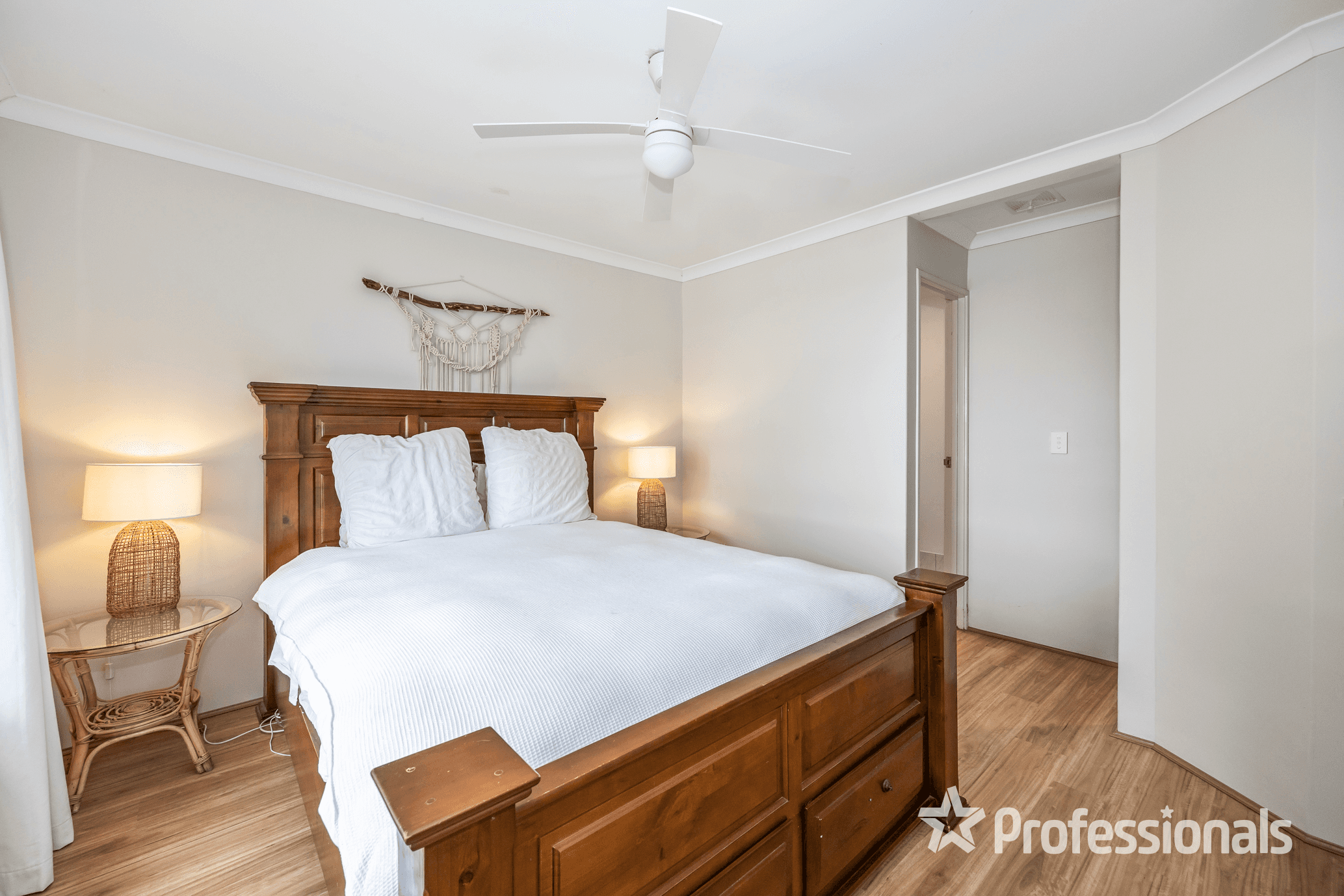 19 Graduate Place, MARANGAROO, WA 6064