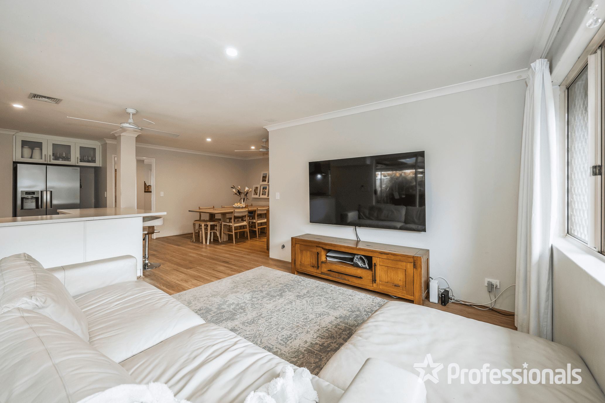 19 Graduate Place, MARANGAROO, WA 6064