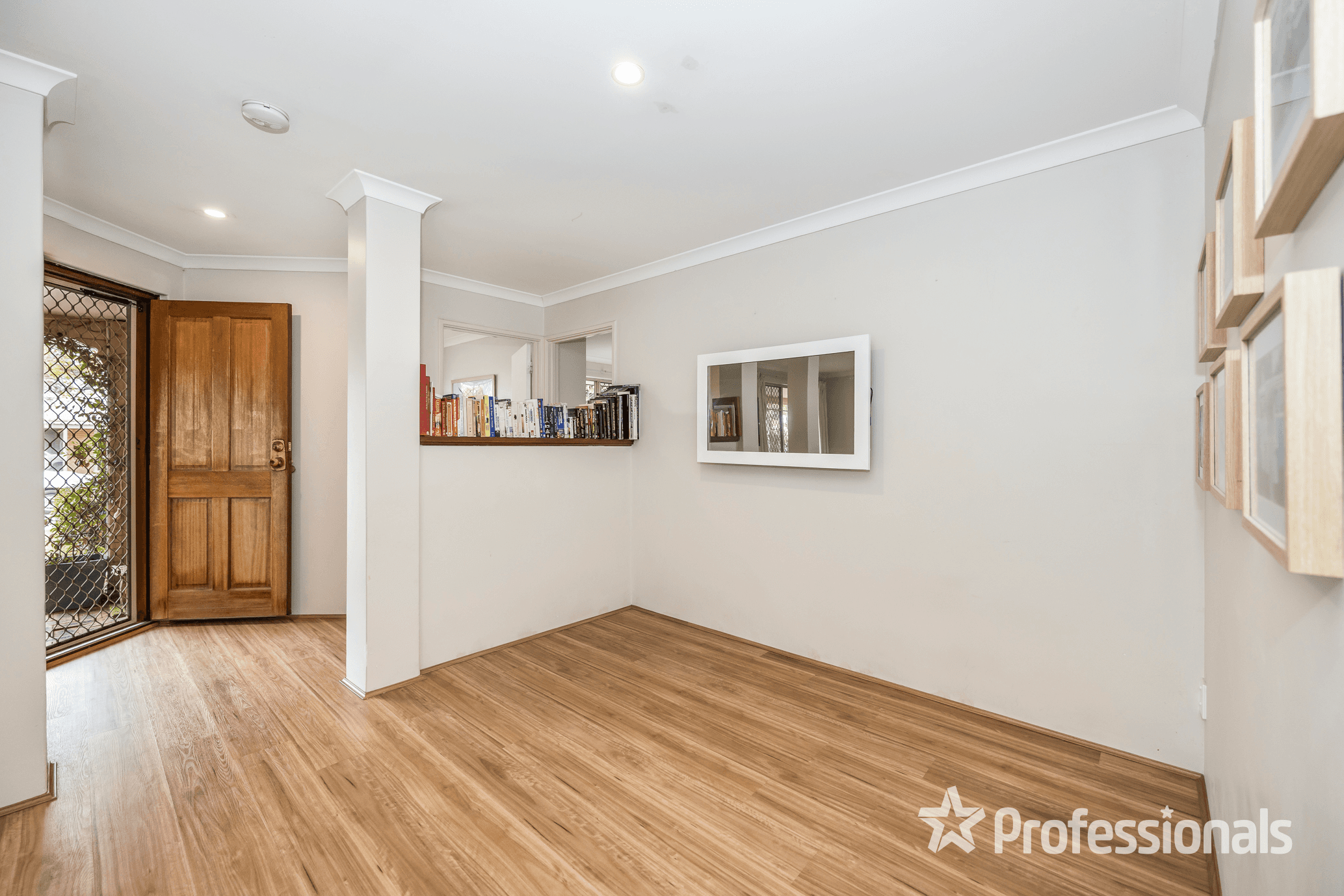 19 Graduate Place, MARANGAROO, WA 6064