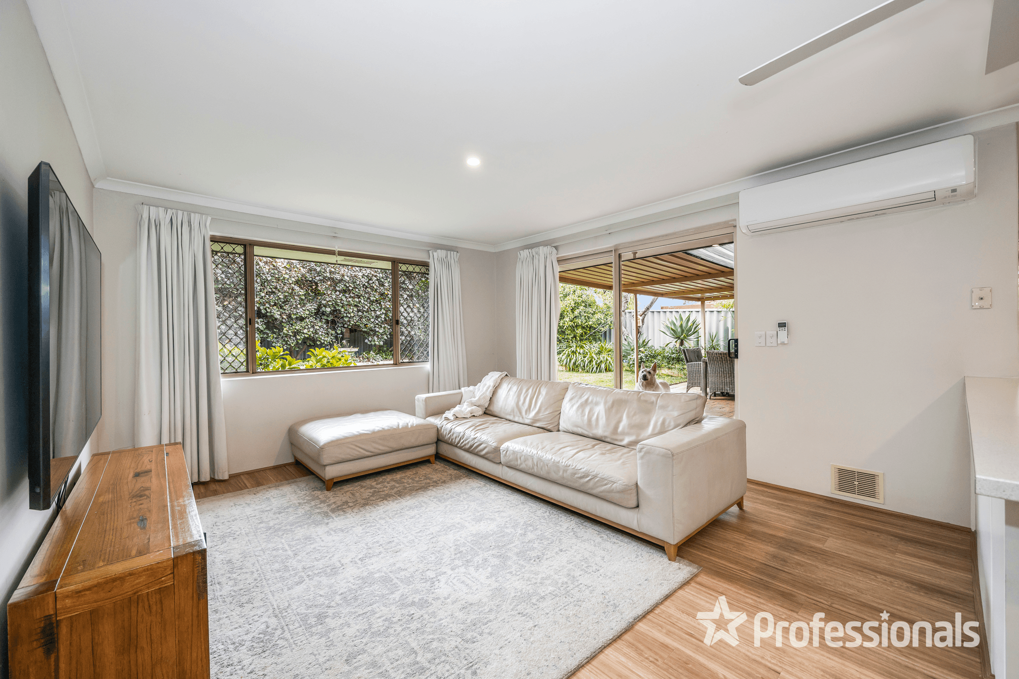 19 Graduate Place, MARANGAROO, WA 6064