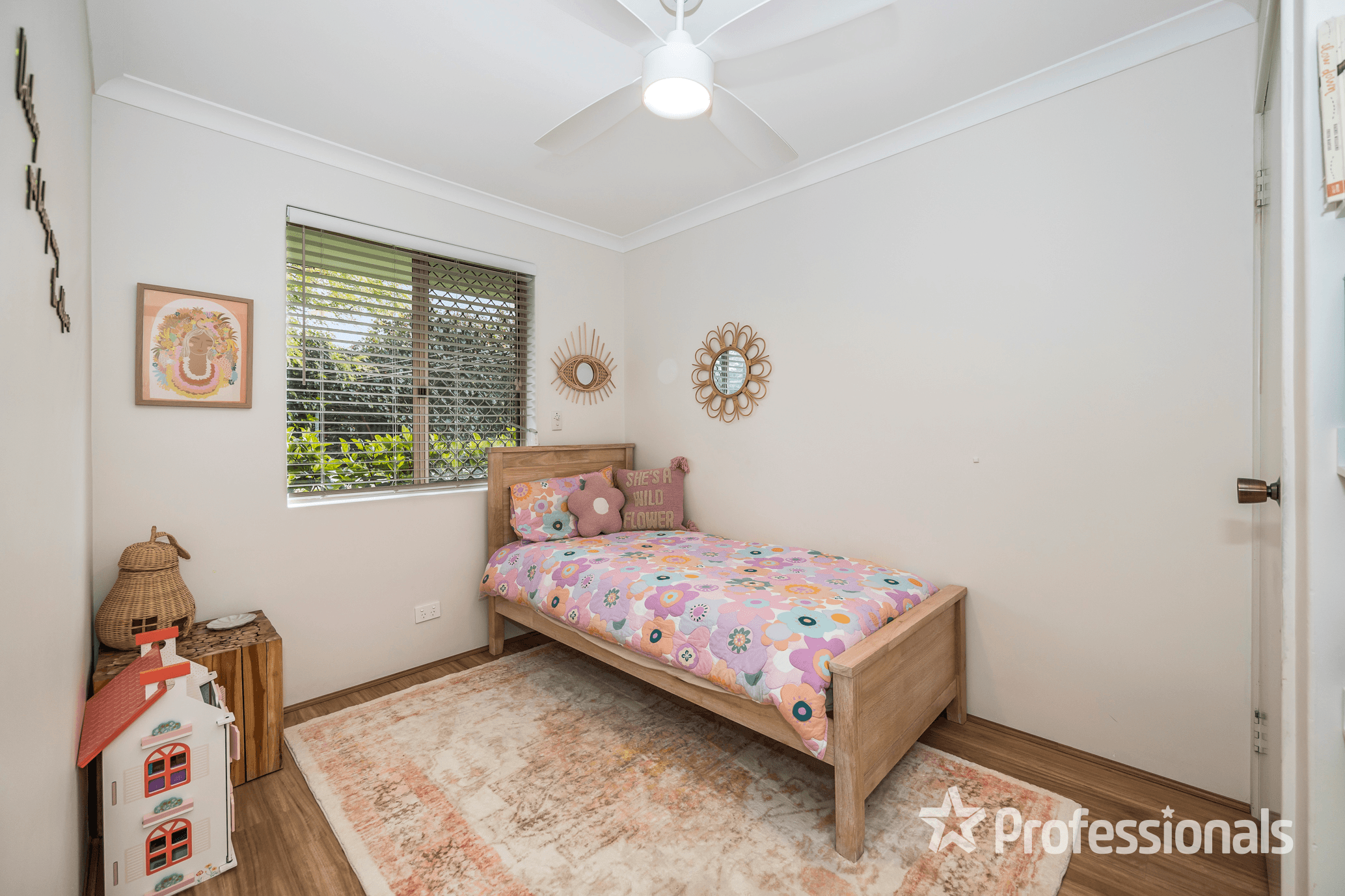 19 Graduate Place, MARANGAROO, WA 6064