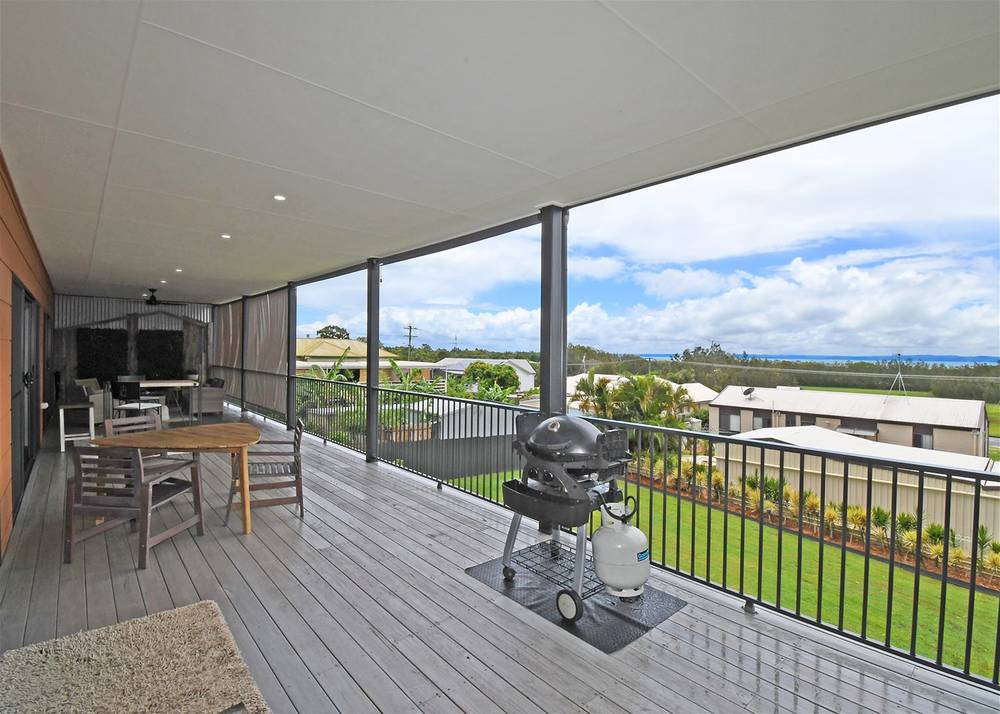 4 Petrel Avenue, RIVER HEADS, QLD 4655