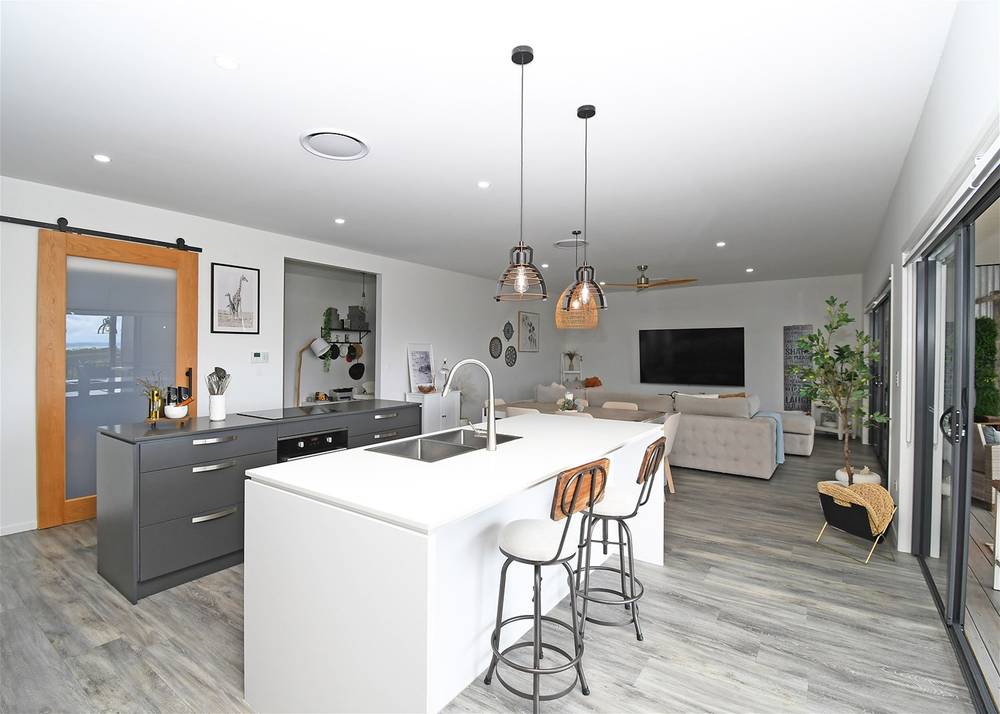 4 Petrel Avenue, RIVER HEADS, QLD 4655