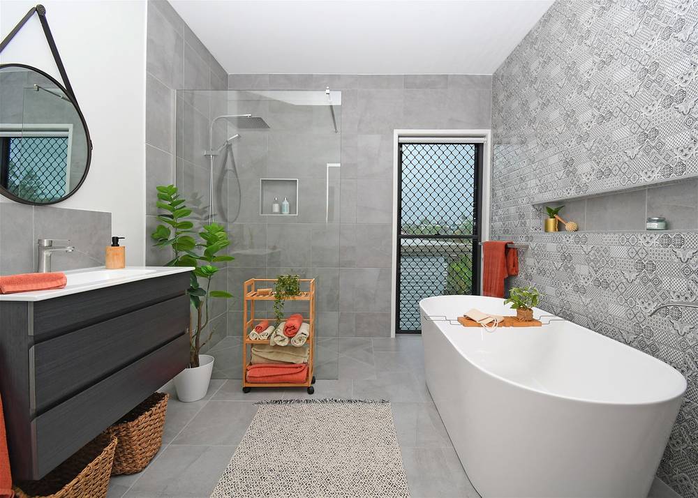 4 Petrel Avenue, RIVER HEADS, QLD 4655