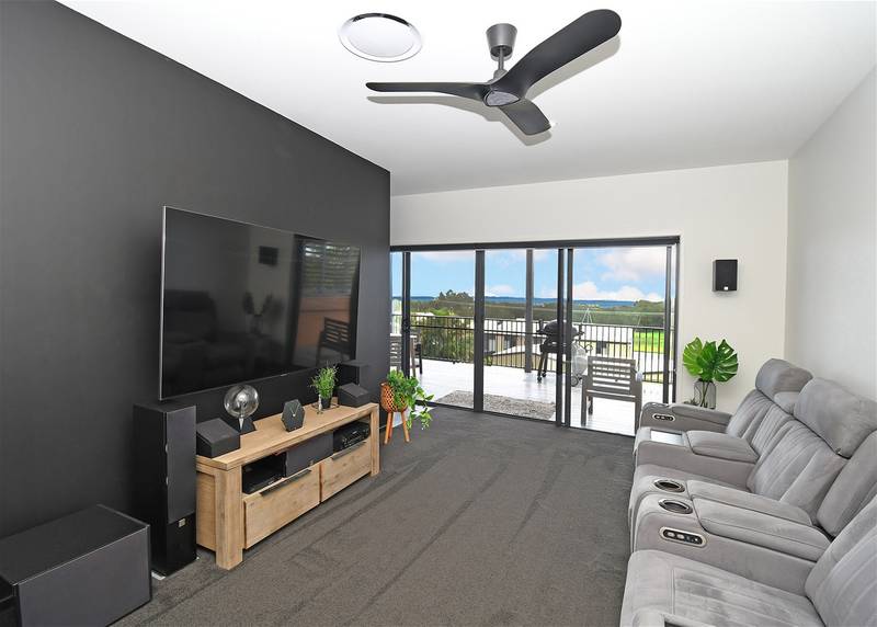 4 Petrel Avenue, RIVER HEADS, QLD 4655