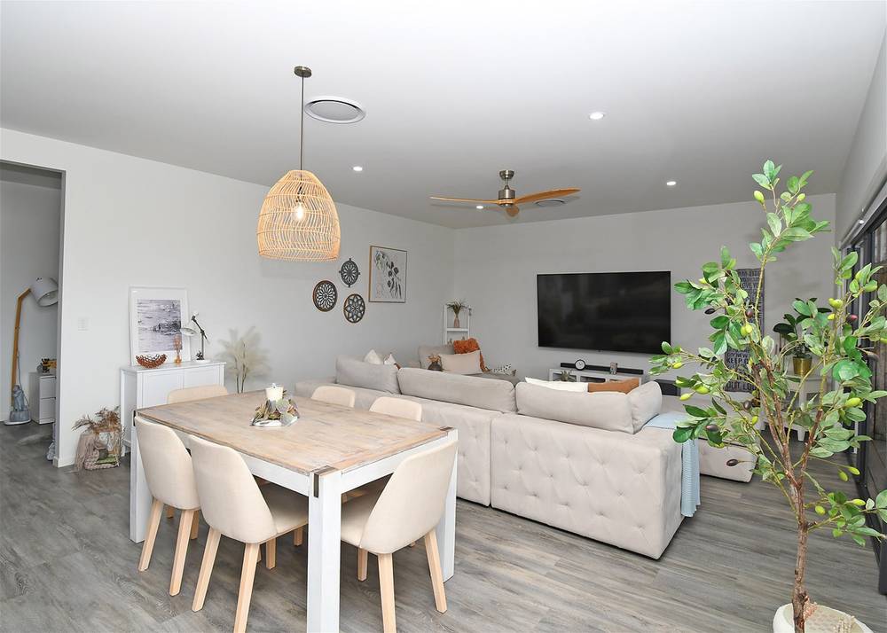 4 Petrel Avenue, RIVER HEADS, QLD 4655