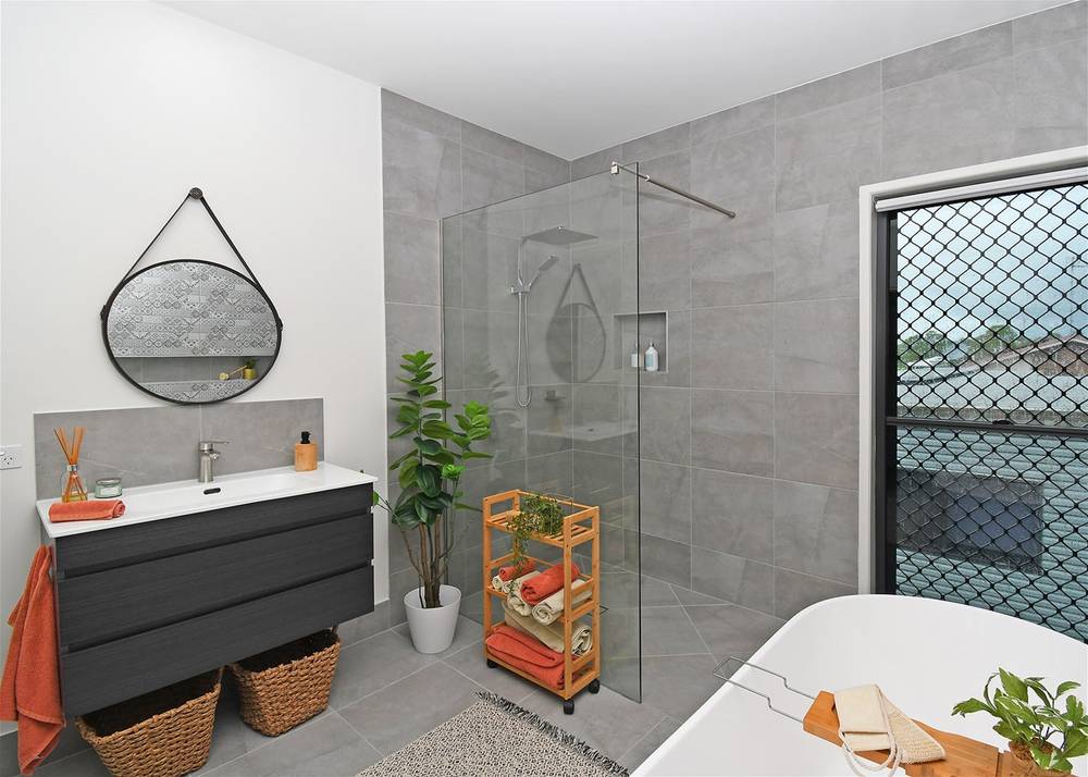 4 Petrel Avenue, RIVER HEADS, QLD 4655