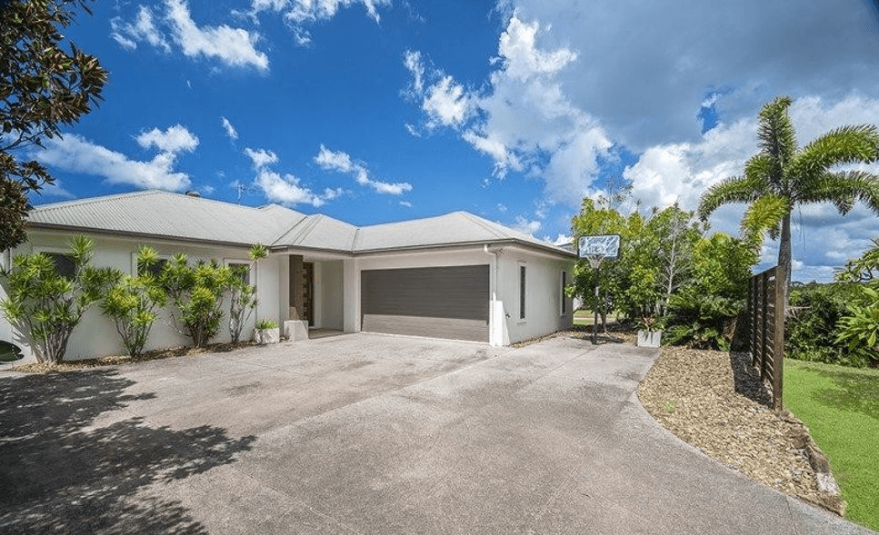 1 Selkirk Way, PEREGIAN SPRINGS, QLD 4573