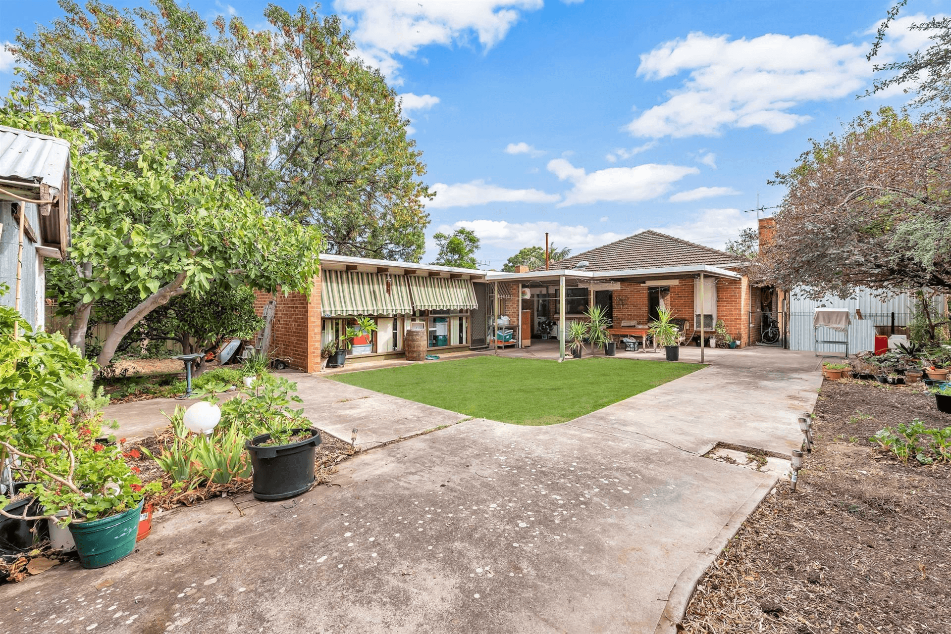 43 Wattlebury Road, Lower Mitcham, SA 5062