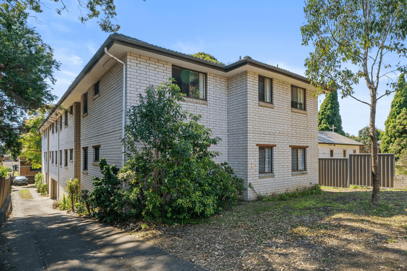 2/5 Edwin Street, Regents Park, NSW 2143