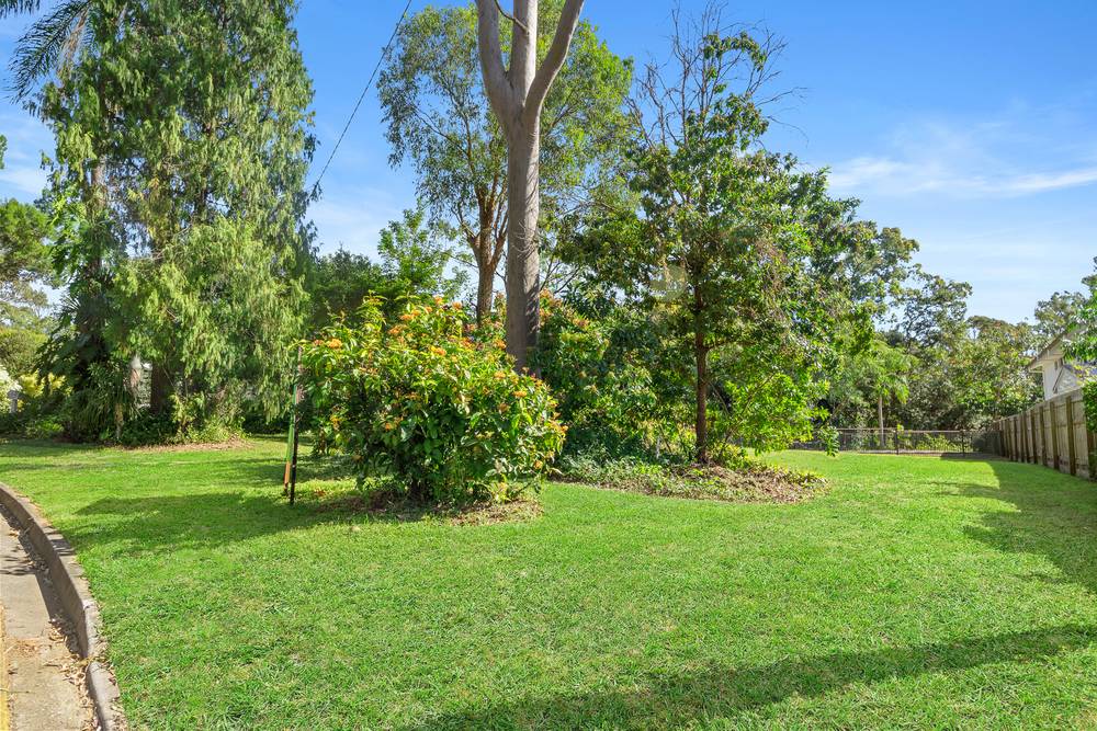 16 Cubberla Street, Fig Tree Pocket, QLD 4069