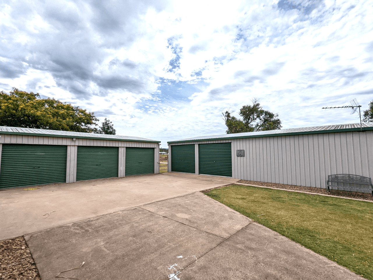 35 Helendale Drive, HELIDON SPA, QLD 4344
