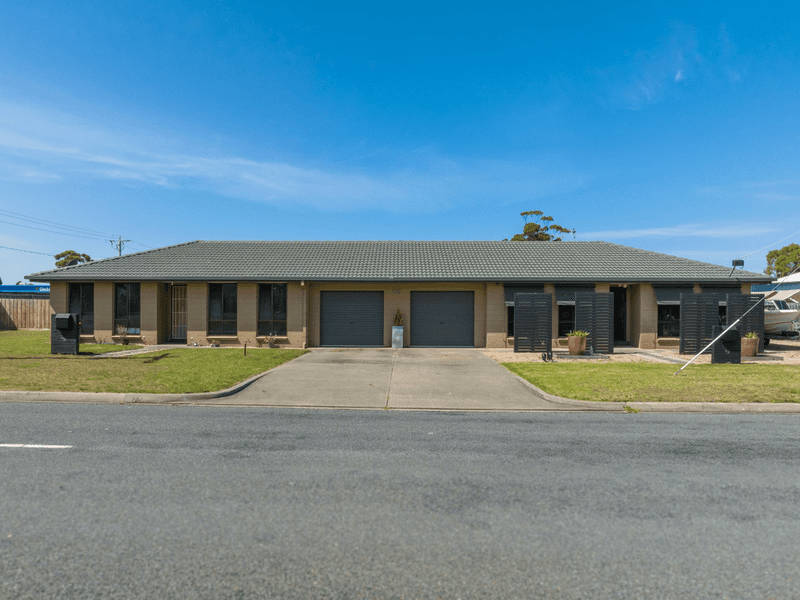 Unit 1 & 2/58 Vaughan Street, PAYNESVILLE, VIC 3880