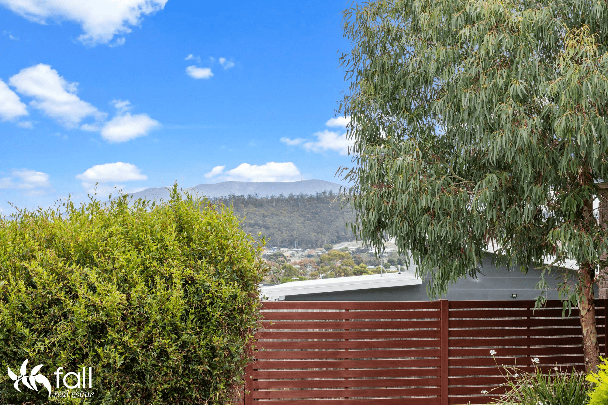 2/60 Mariah Crescent, OAKDOWNS, TAS 7019