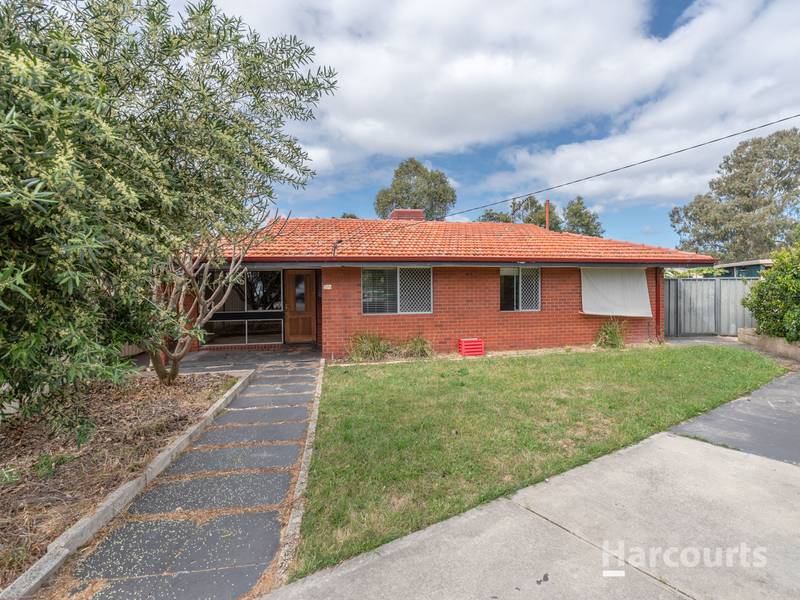 12B Yeaman Court, KOONDOOLA, WA 6064