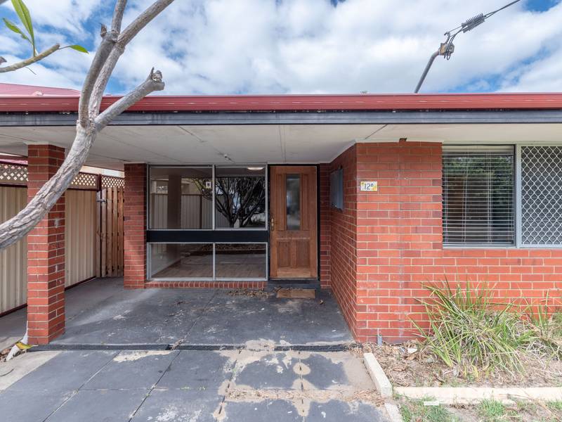 12B Yeaman Court, KOONDOOLA, WA 6064