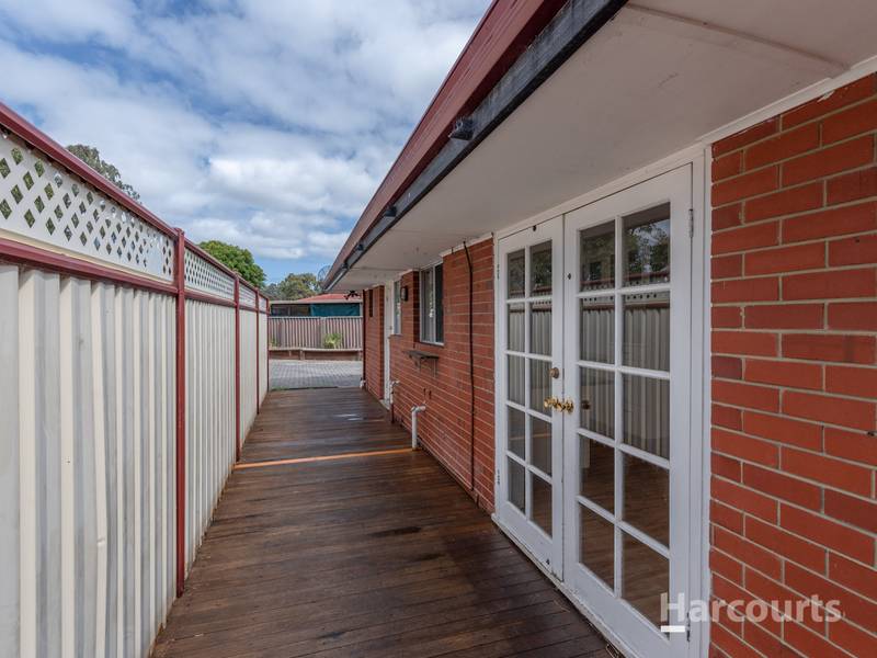 12B Yeaman Court, KOONDOOLA, WA 6064