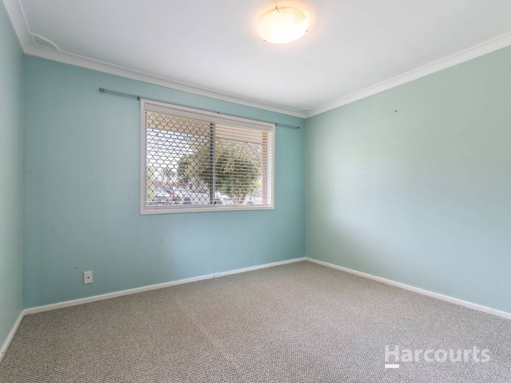 12B Yeaman Court, KOONDOOLA, WA 6064