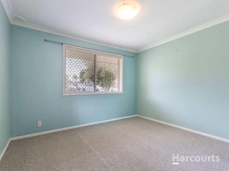 12B Yeaman Court, KOONDOOLA, WA 6064