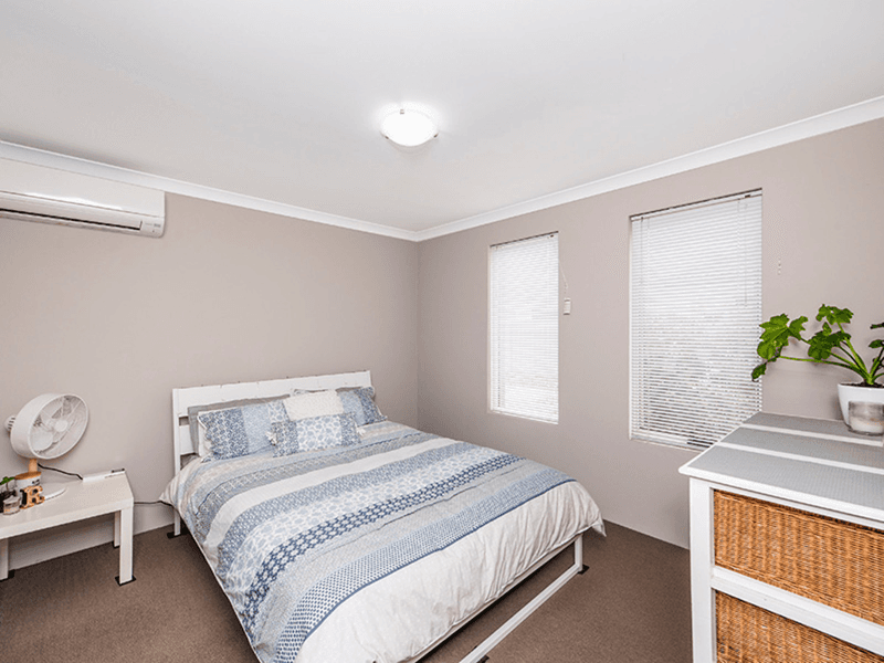 2/27 Prince Street, Queens Park, WA 6107