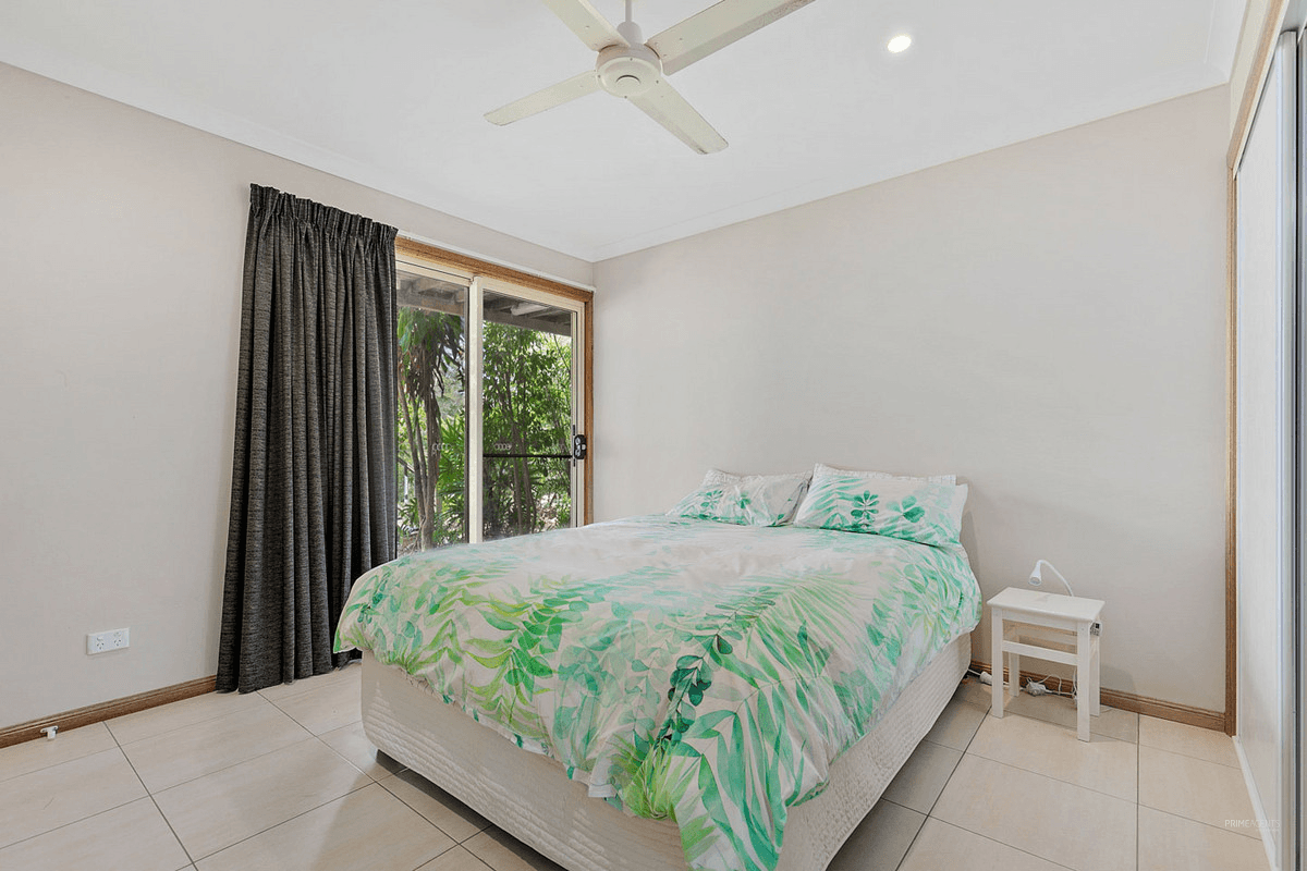 6 Raintree Avenue, Burrum Heads, QLD 4659