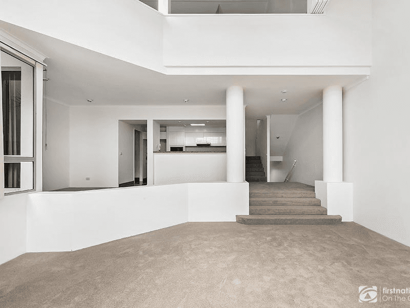 5 Allenton 125 Santa Cruz Boulevard, CLEAR ISLAND WATERS, QLD 4226