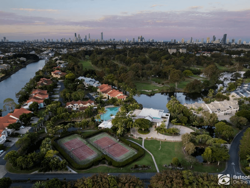 5 Allenton 125 Santa Cruz Boulevard, CLEAR ISLAND WATERS, QLD 4226