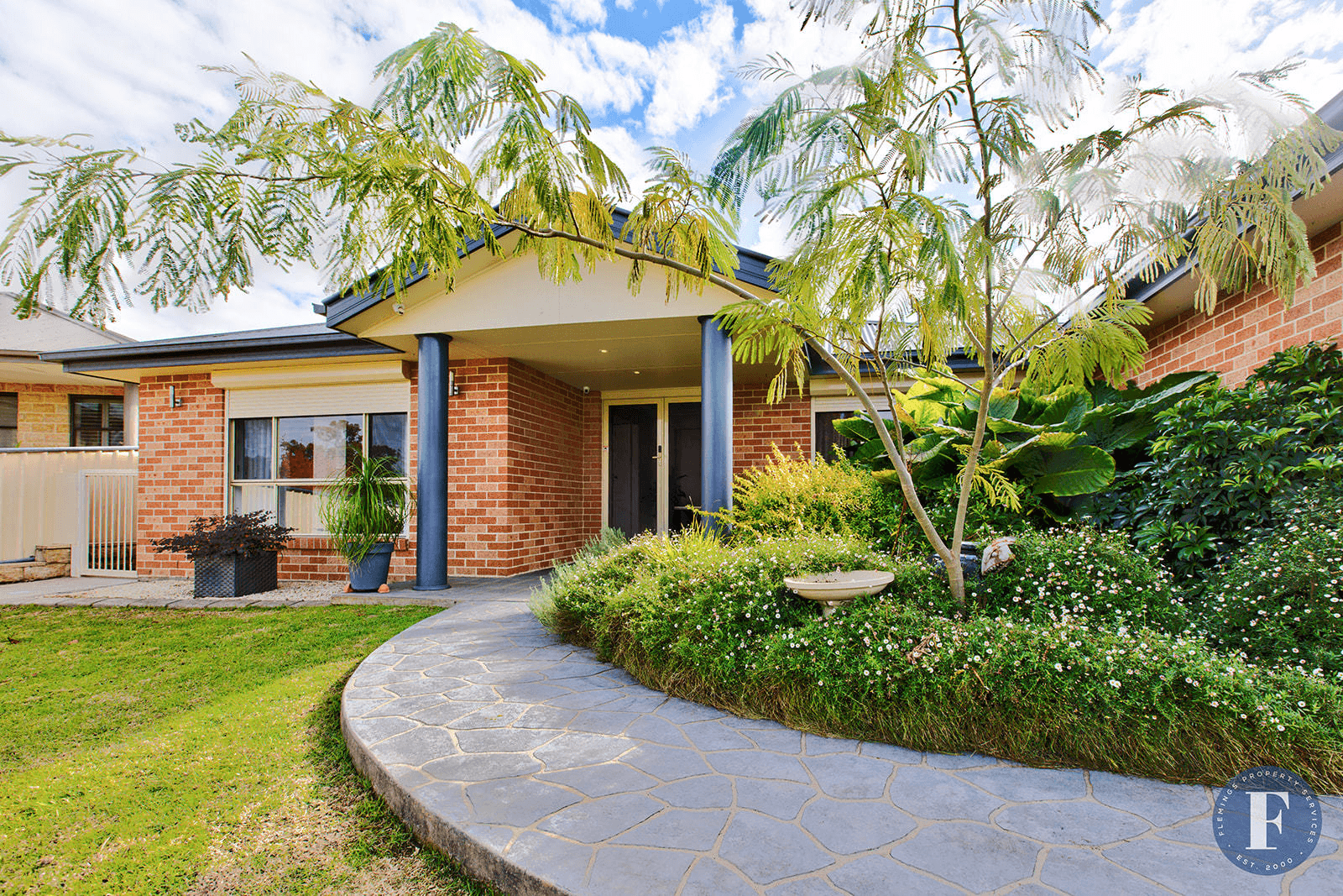 9 Hayden Place, Young, NSW 2594