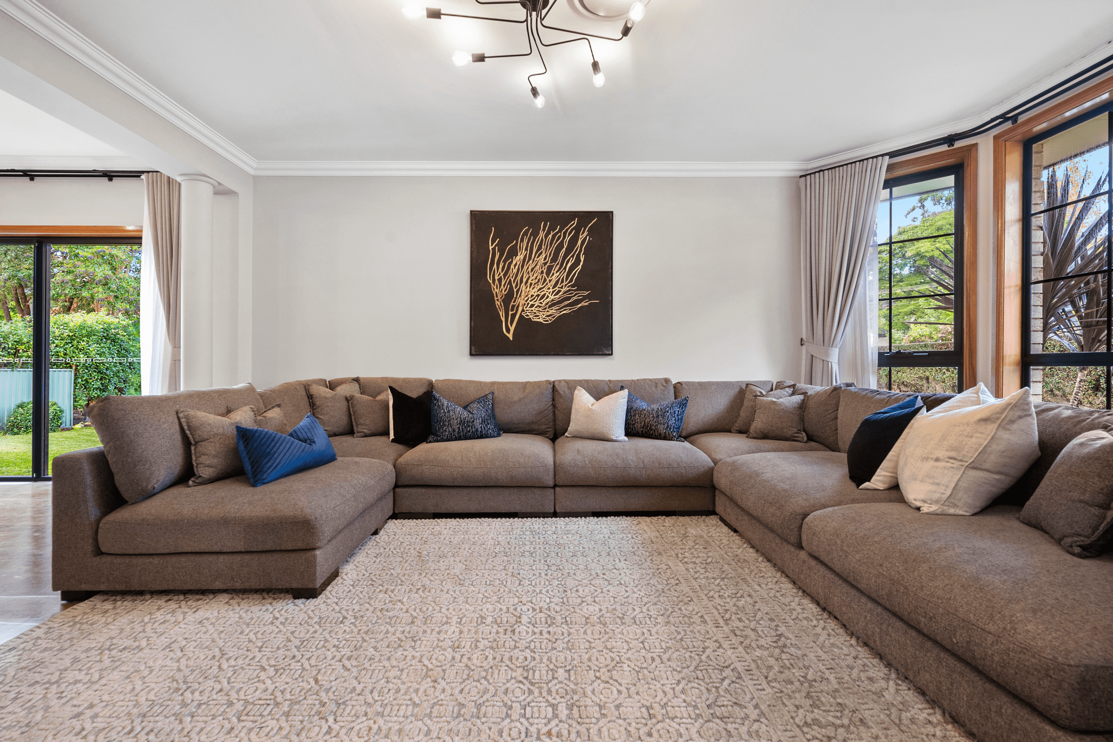 1f Swan Place, PENNANT HILLS, NSW 2120