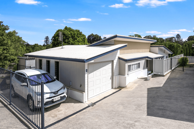 1/1 Fairview Court, MALENY, QLD 4552