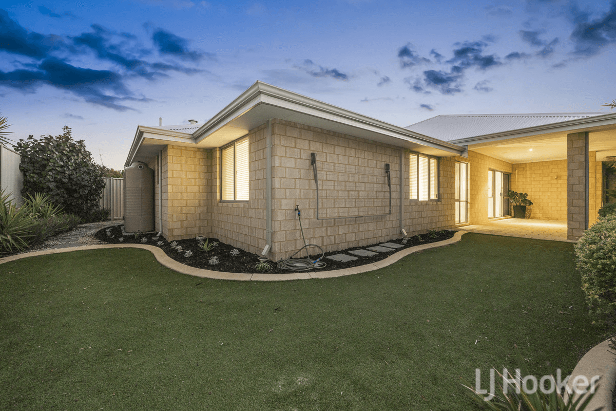 18 Gangway Turn, ALKIMOS, WA 6038