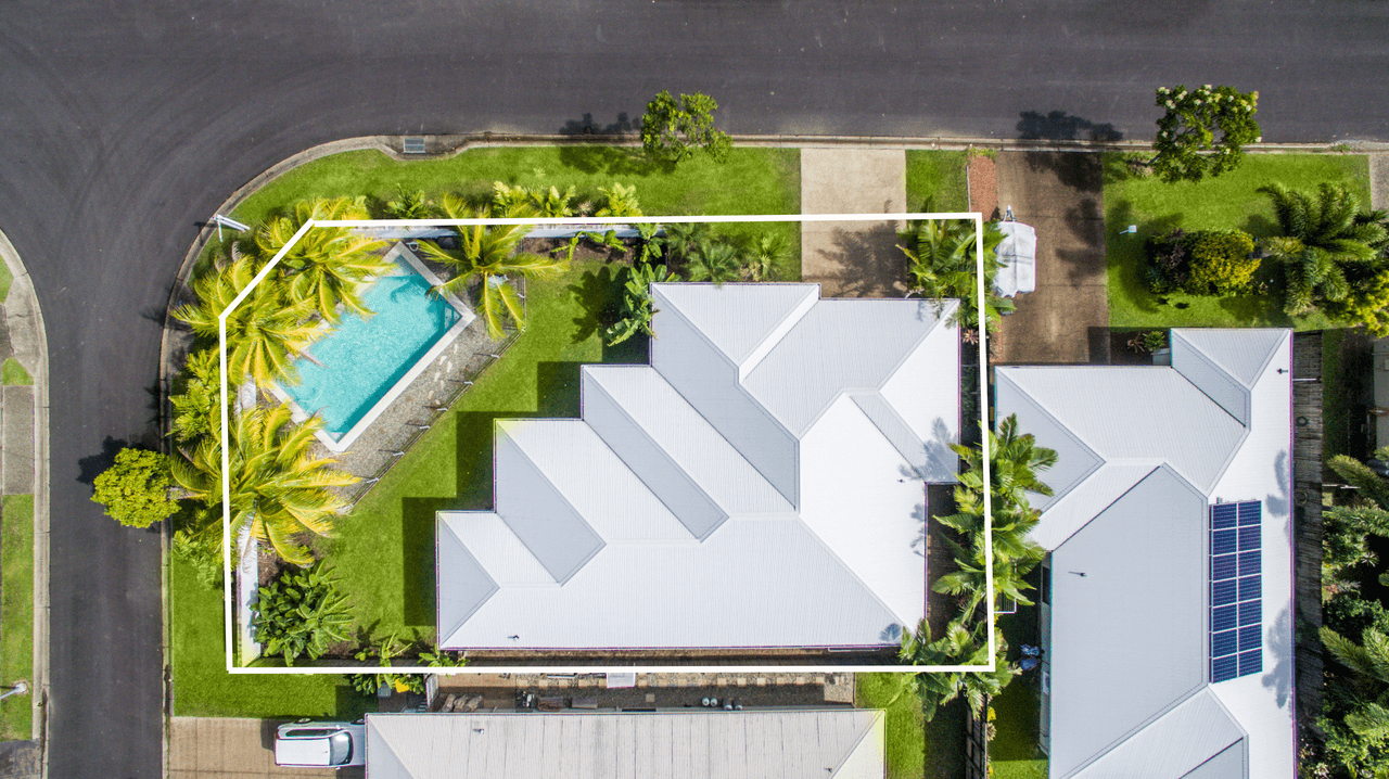 10 Murrinda Gardens, TRINITY PARK, QLD 4879