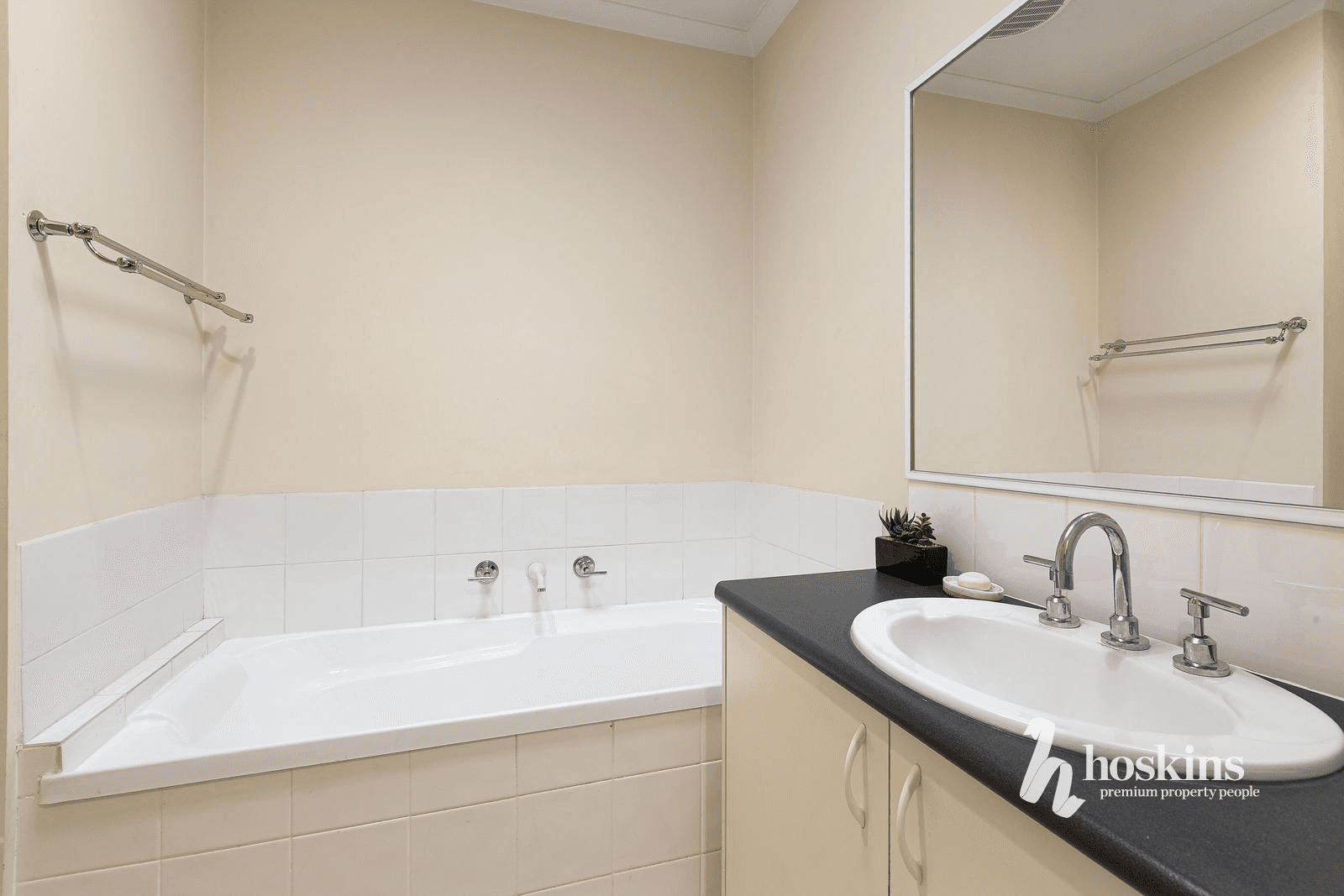 24/56 Norton Road, Croydon, VIC 3136