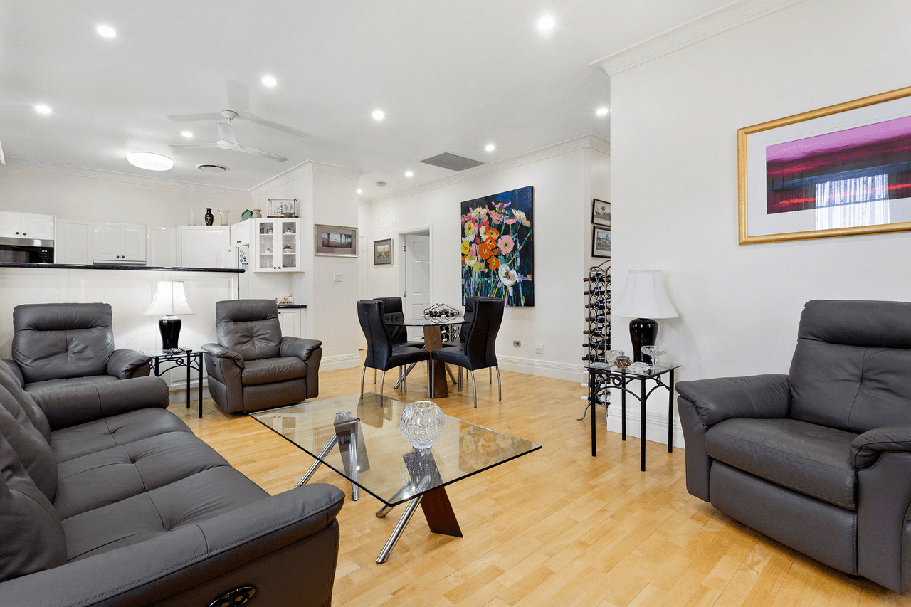 4/190 Beaumont Street, Hamilton, NSW 2303