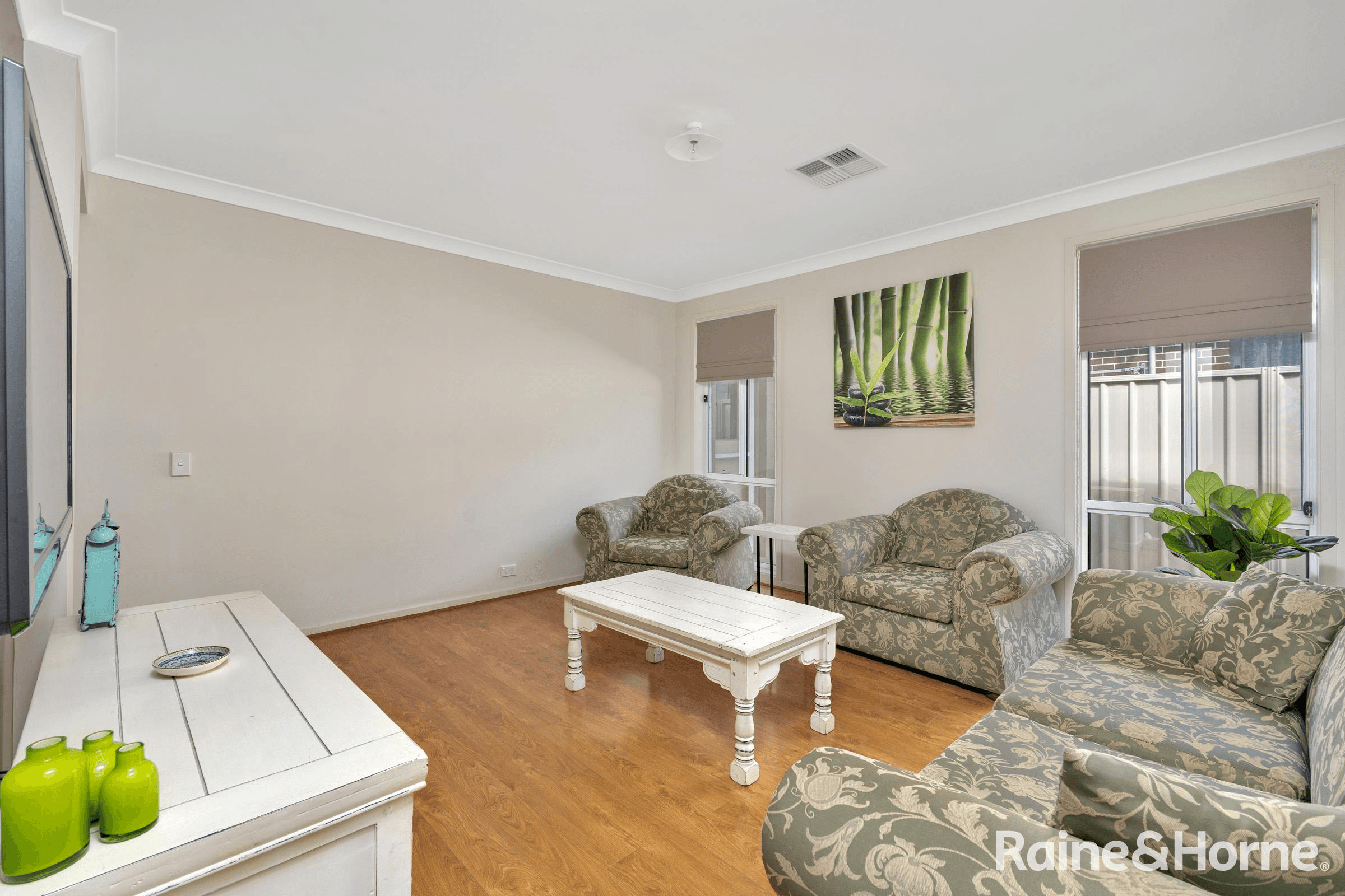 6 Railway Terrace, WILLOW VALE, NSW 2575