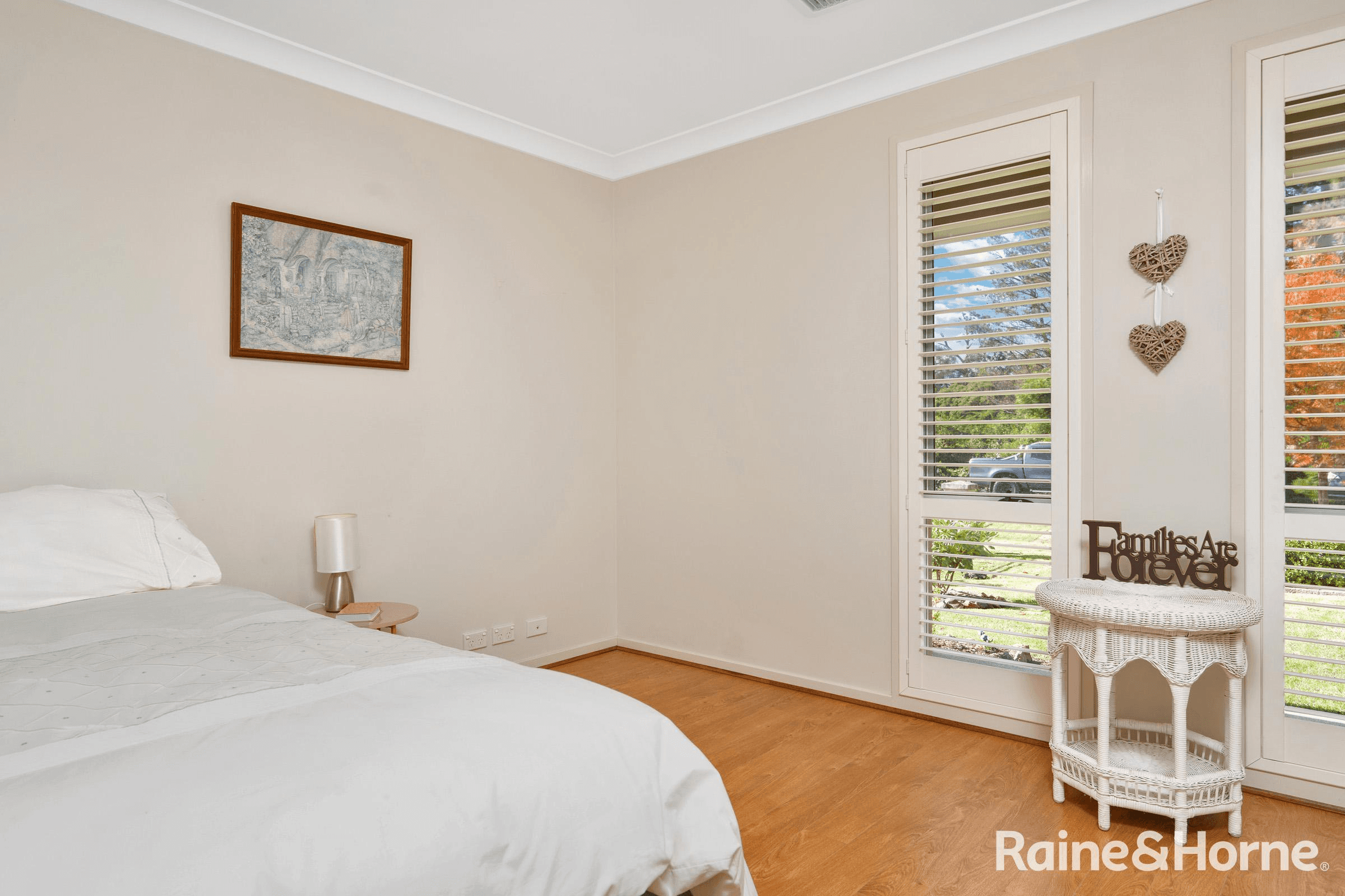 6 Railway Terrace, WILLOW VALE, NSW 2575