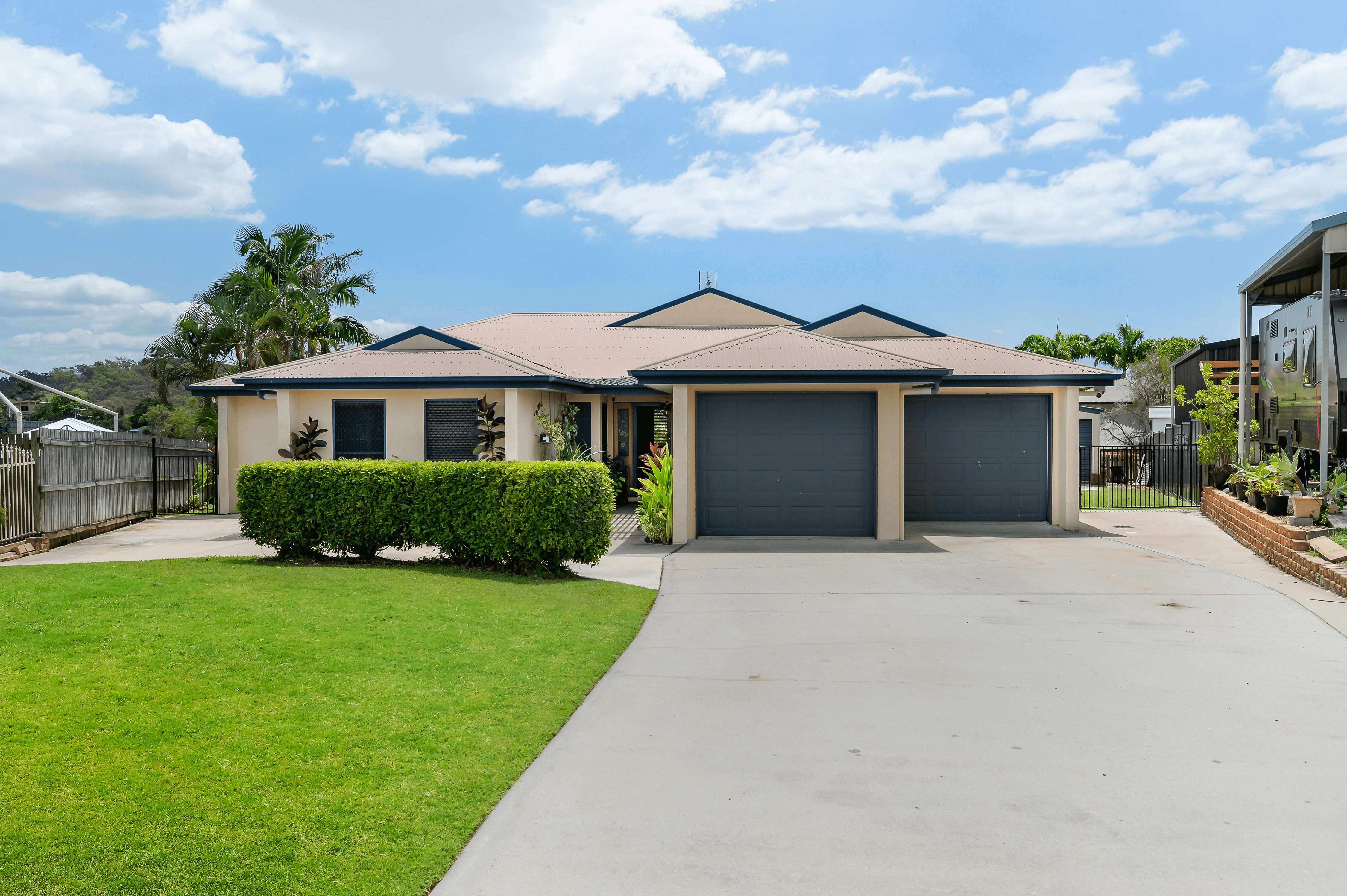 25 Kensington Place, KIN KORA, QLD 4680